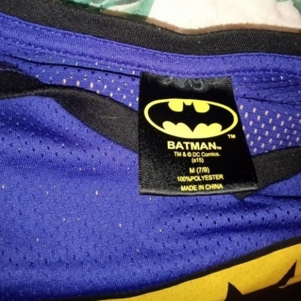 Batman T-Shirt - Picture 3 of 3